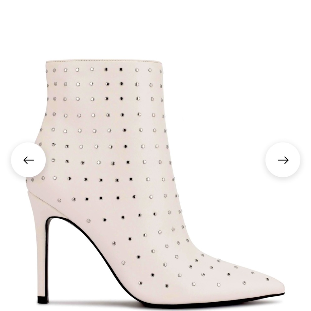 Studded Nine West Farrah Dress Booties!!